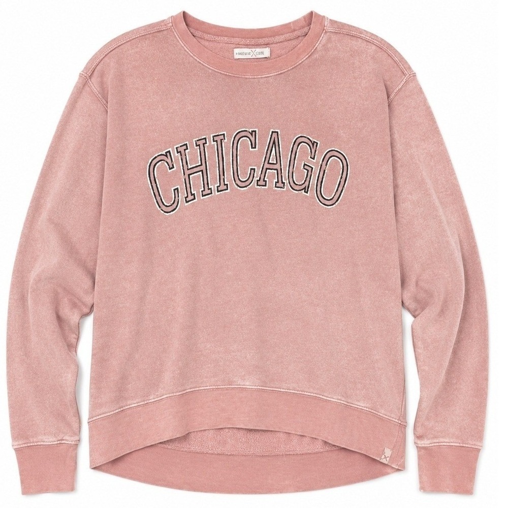 Vineyard x Crew Chicago Sweatshirt Size M graphic Pink Acid Wash Pullover Preppy